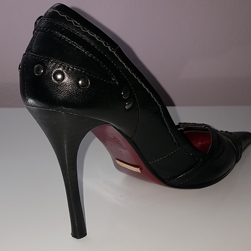 Heels - Picture 5 of 5